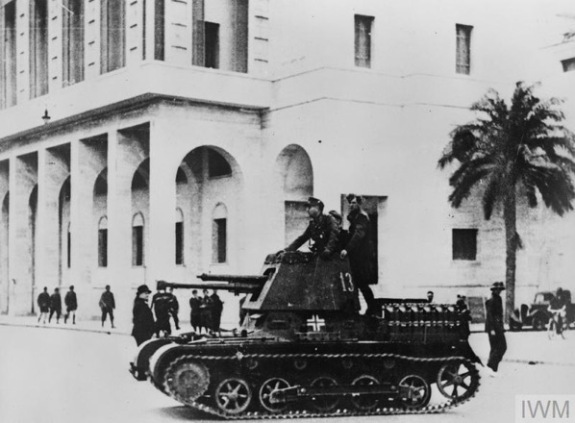 Panzerjäger I in Tripoli Libya 1941 IWM STT 3424